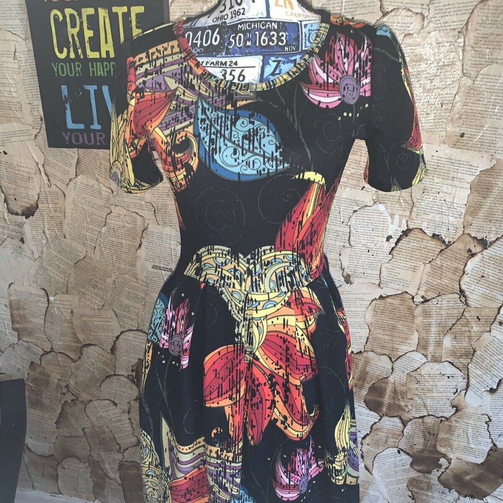 LuLaRoe Women’s Dress size S
